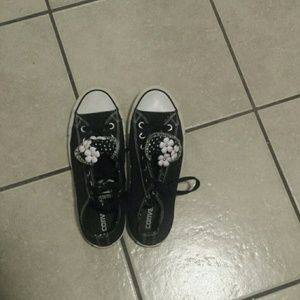 Black converse